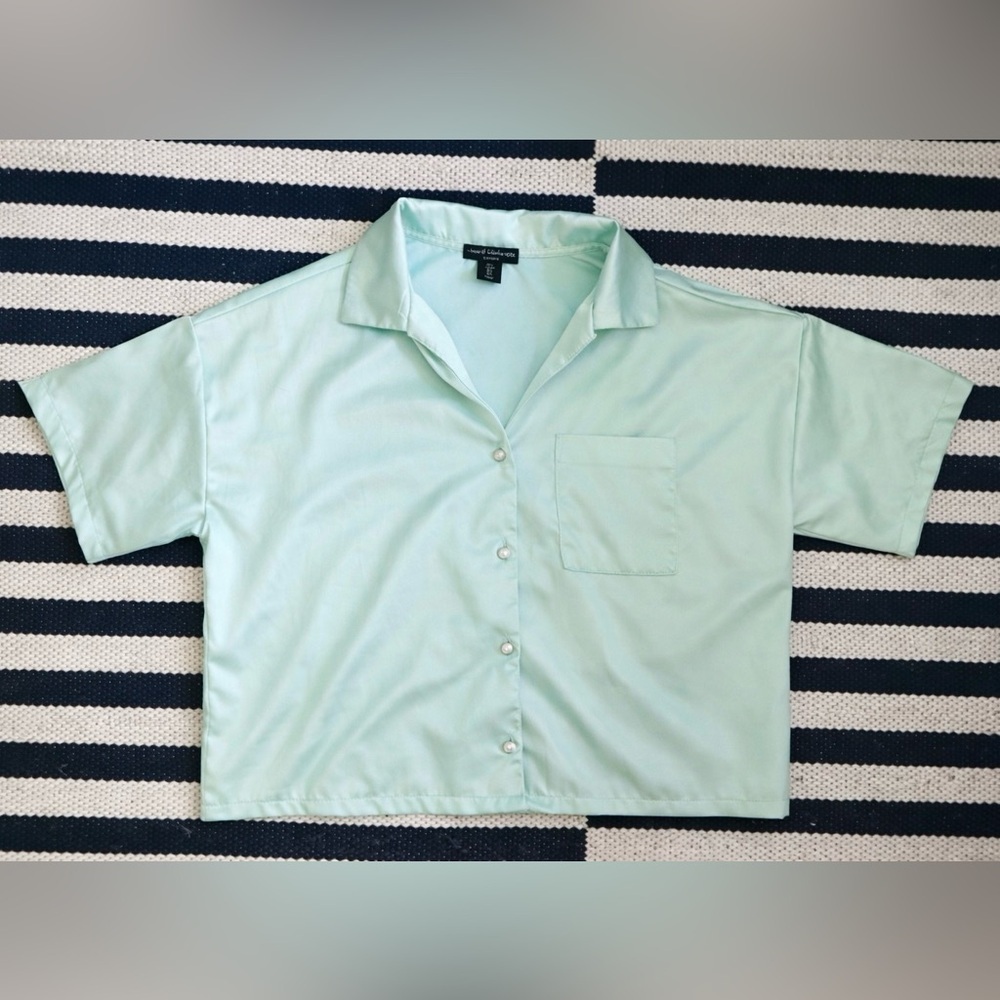 House of Harlow 1960 silky pajama top + ruffle shorts. Pearl buttons- L